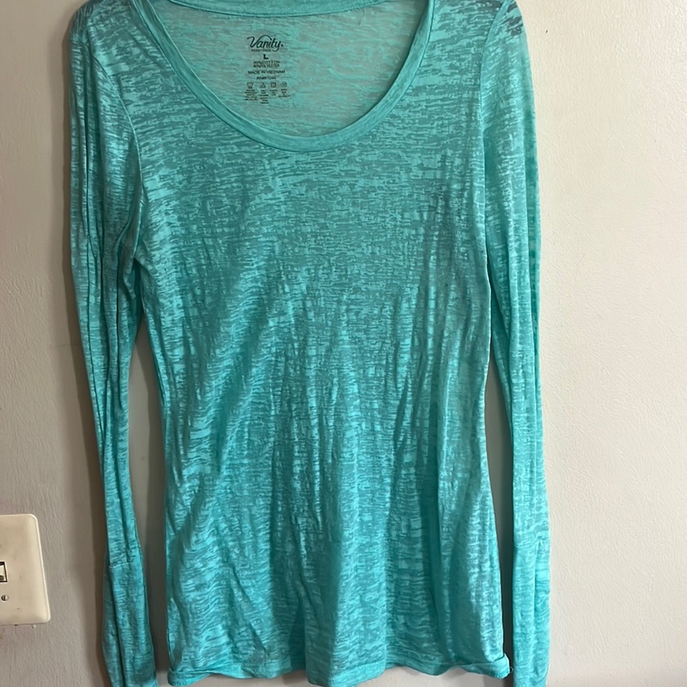 Vanity long sleeve top cotton essentials fall green shirt Large Womens